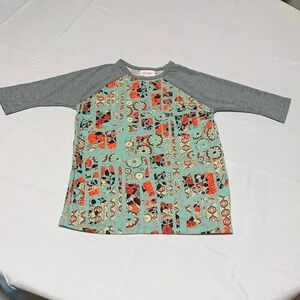 LuLaRoe girls shirt, Size 6.Excellent Condition.